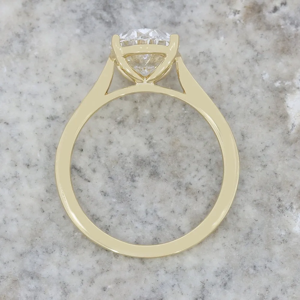 18ct Gold 2.75ct Oval Brilliant Cut Lab Grown Diamond Solitaire Ring G SI 1
