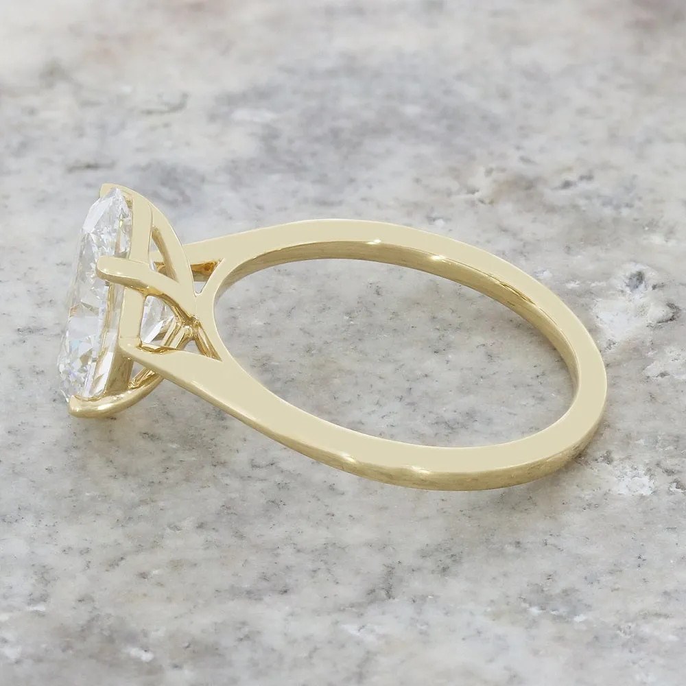 18ct Gold 2.75ct Oval Brilliant Cut Lab Grown Diamond Solitaire Ring G SI 1