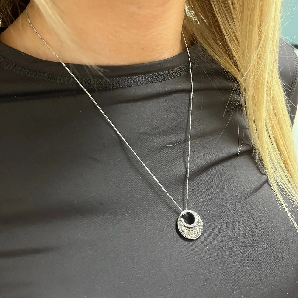18ct White Gold 1.02cts Champagne Diamond Circular Pendant and Chain Necklace