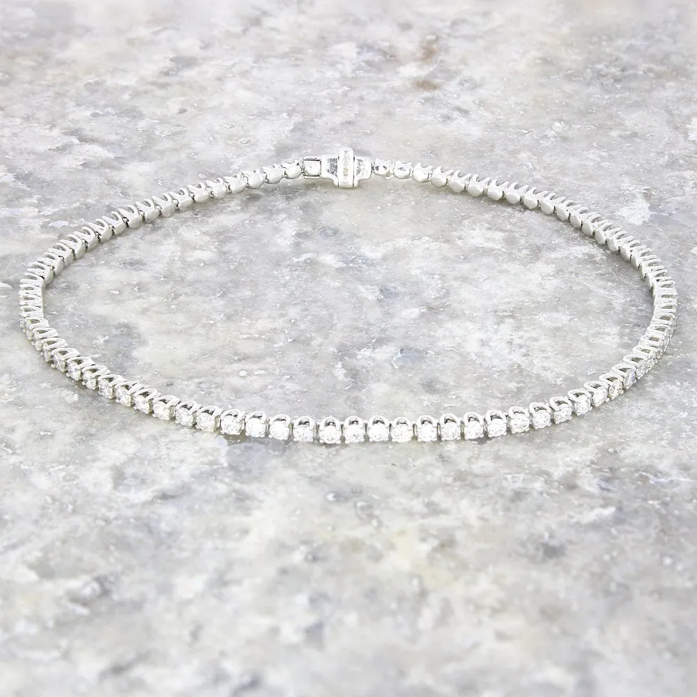 18ct White Gold 1.84cts Brilliant Cut Diamond Line Tennis Bracelet