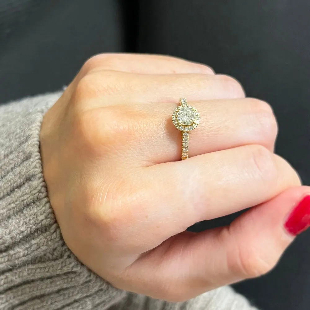 18ct Yellow Gold Brilliant Cut 0.50ct Diamond Halo Cluster Ring