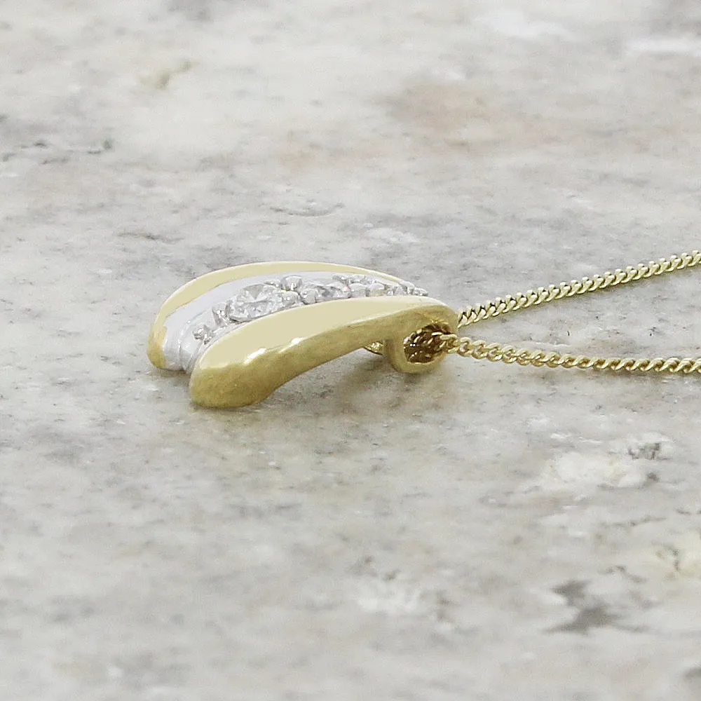 9ct Yellow Gold Diamond Pendant and Chain Necklace