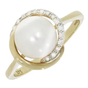 9ct Yellow Gold Freshwater Pearl and Diamond Ring