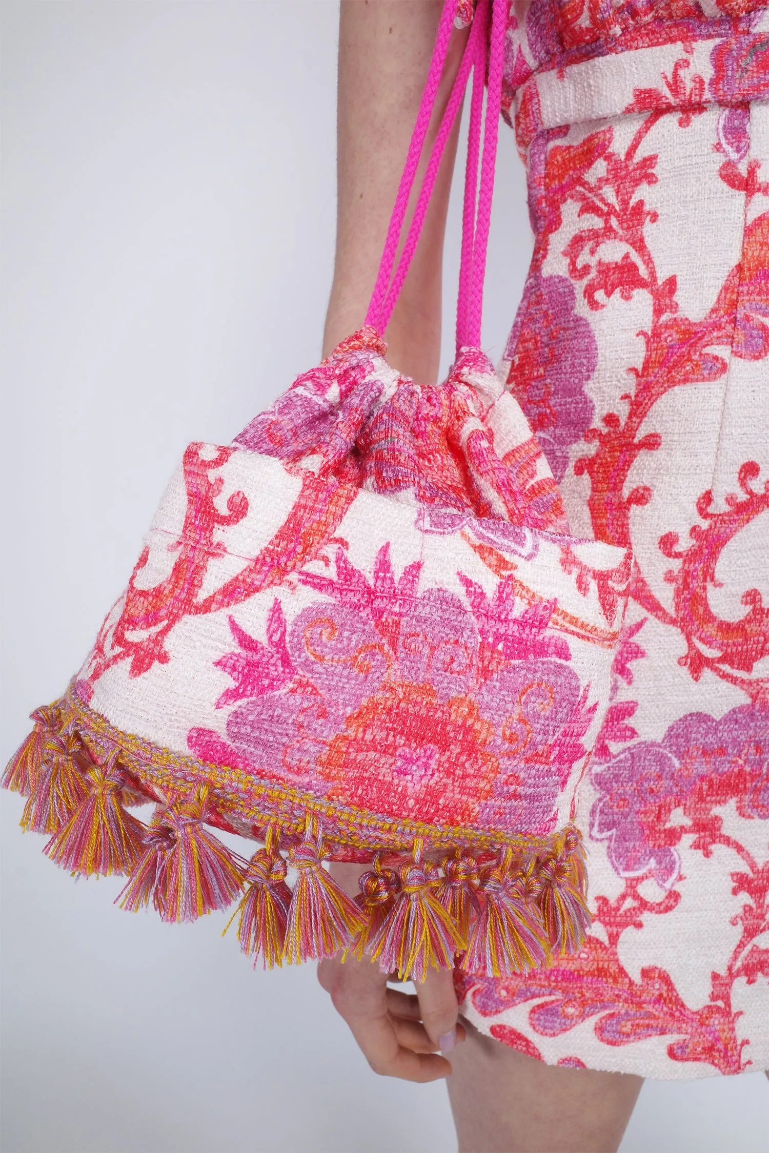 Arabesque Linen Tassel Crossbody Bag Annasui