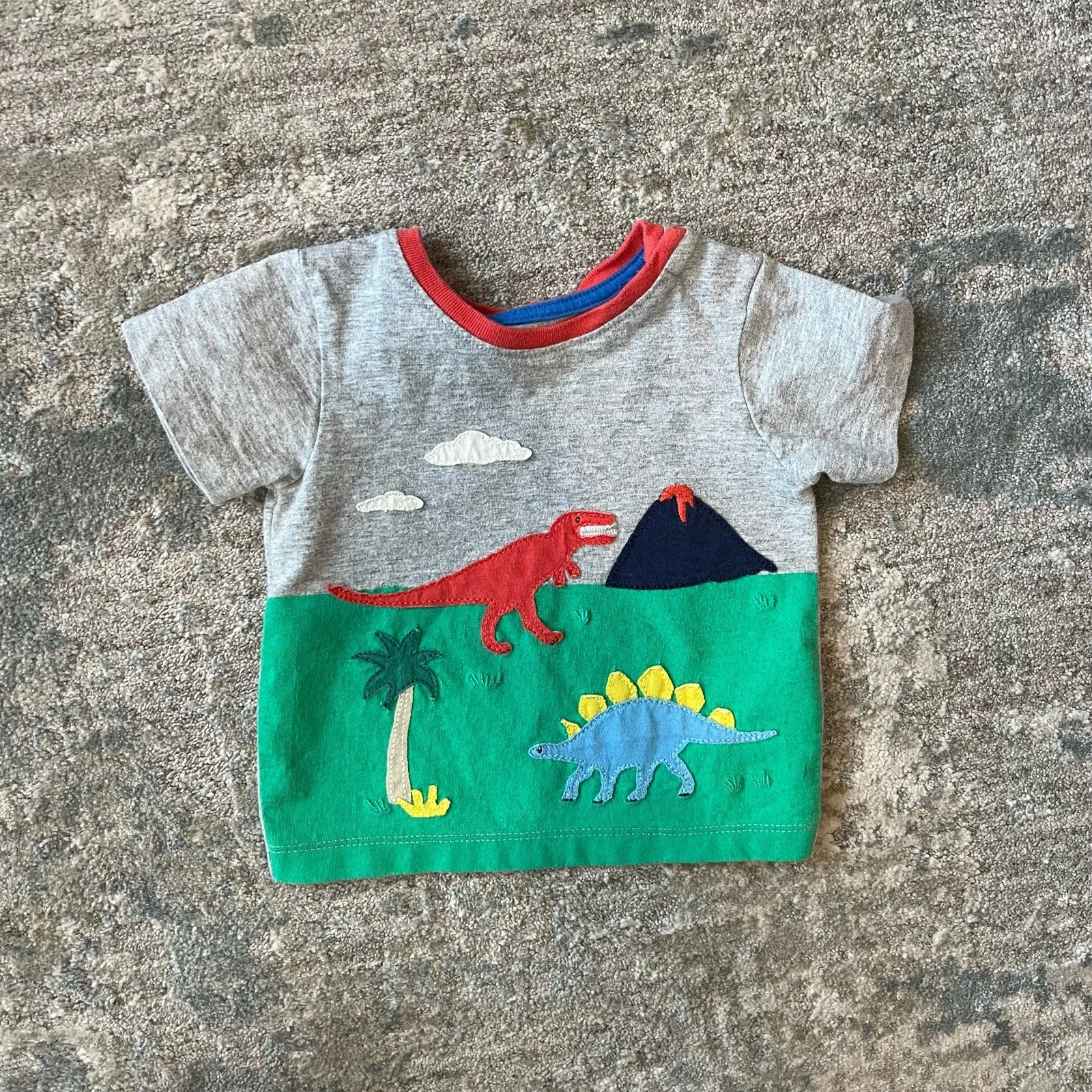 Bestseller Mini Boden Reversible Dinosaur Playset 3-6 Months  Limited Release!