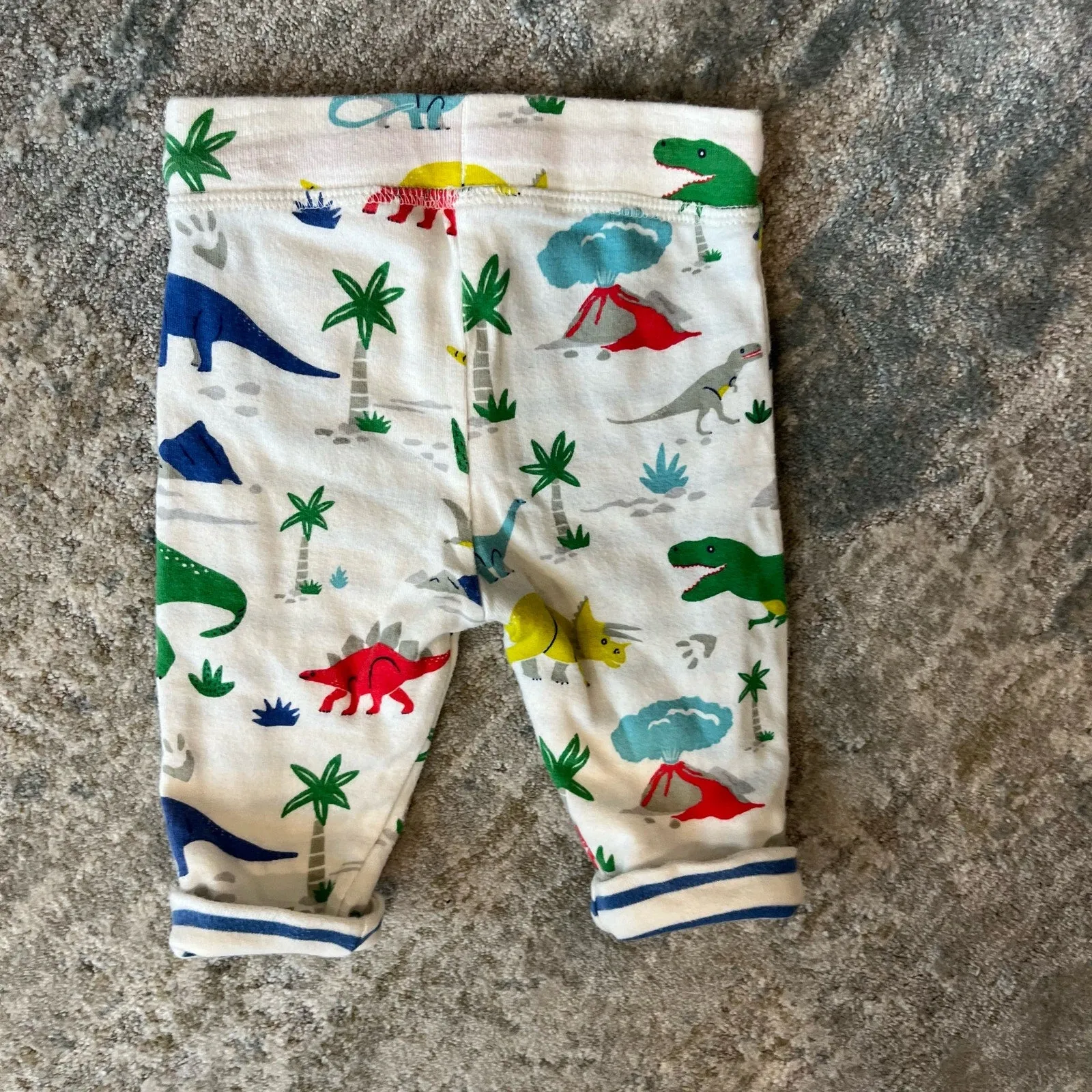 Bestseller Mini Boden Reversible Dinosaur Playset 3-6 Months  Limited Release!