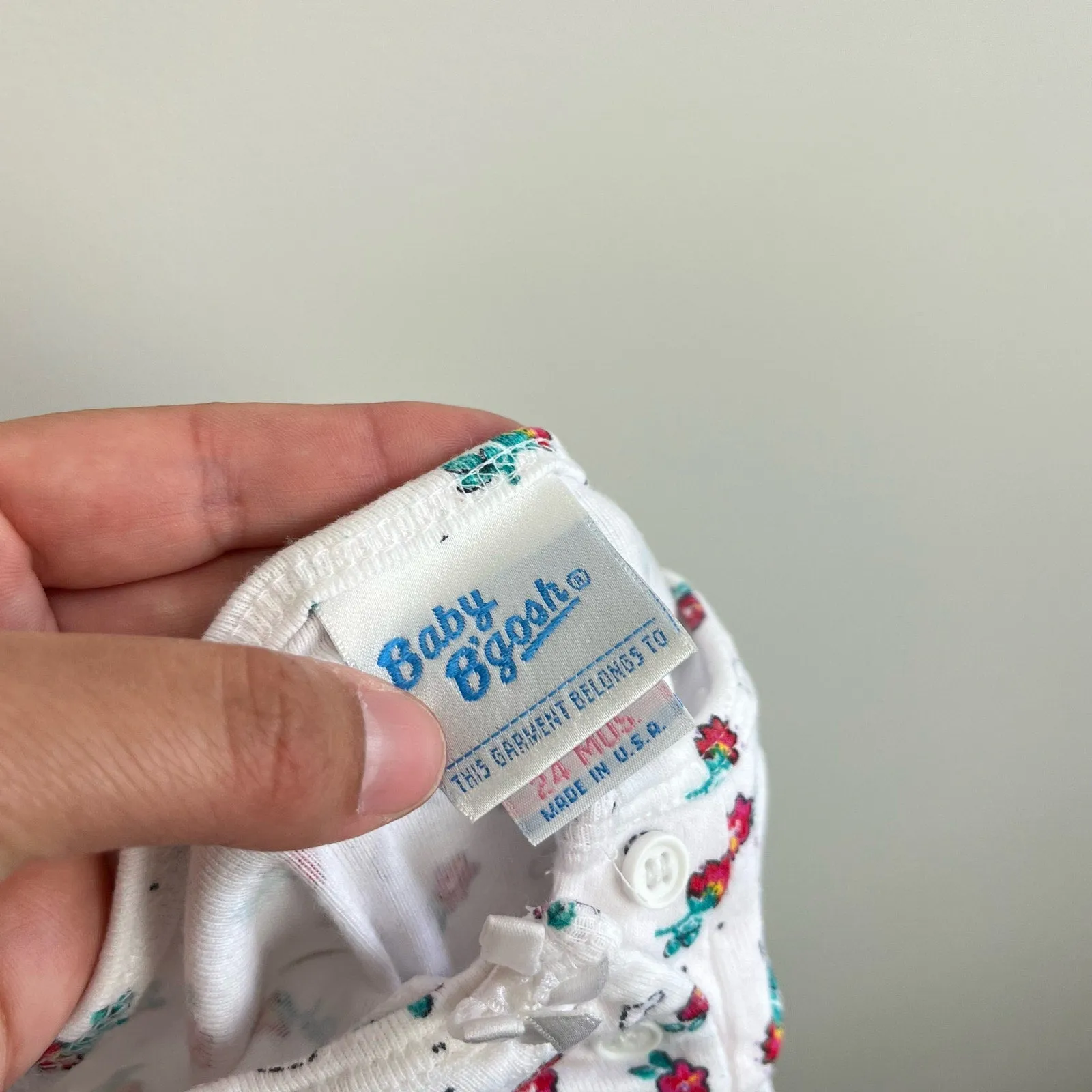 Bestseller Vintage OshKosh B'gosh Floral Bodysuit 24 Months USA  Today Only!