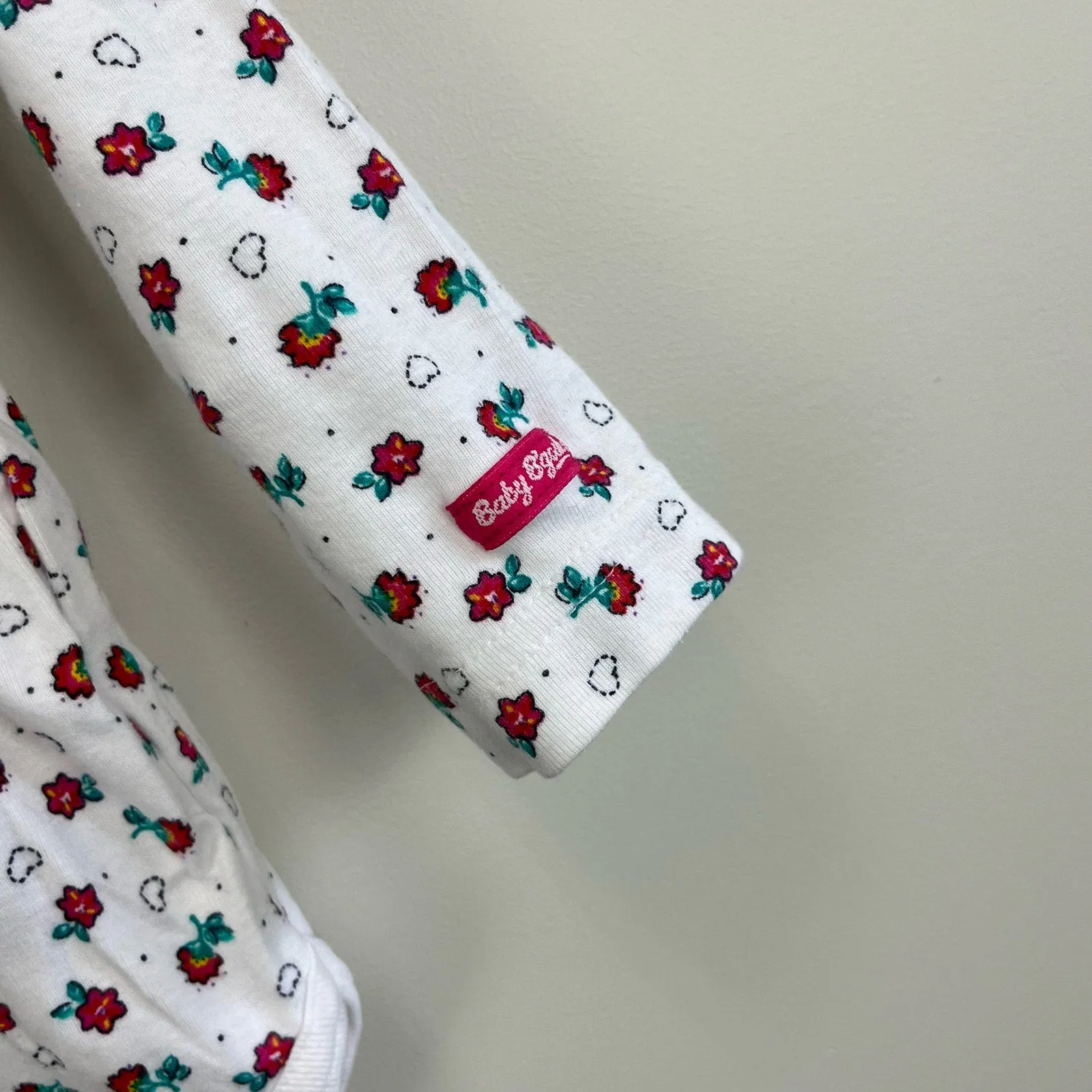Bestseller Vintage OshKosh B'gosh Floral Bodysuit 24 Months USA  Today Only!