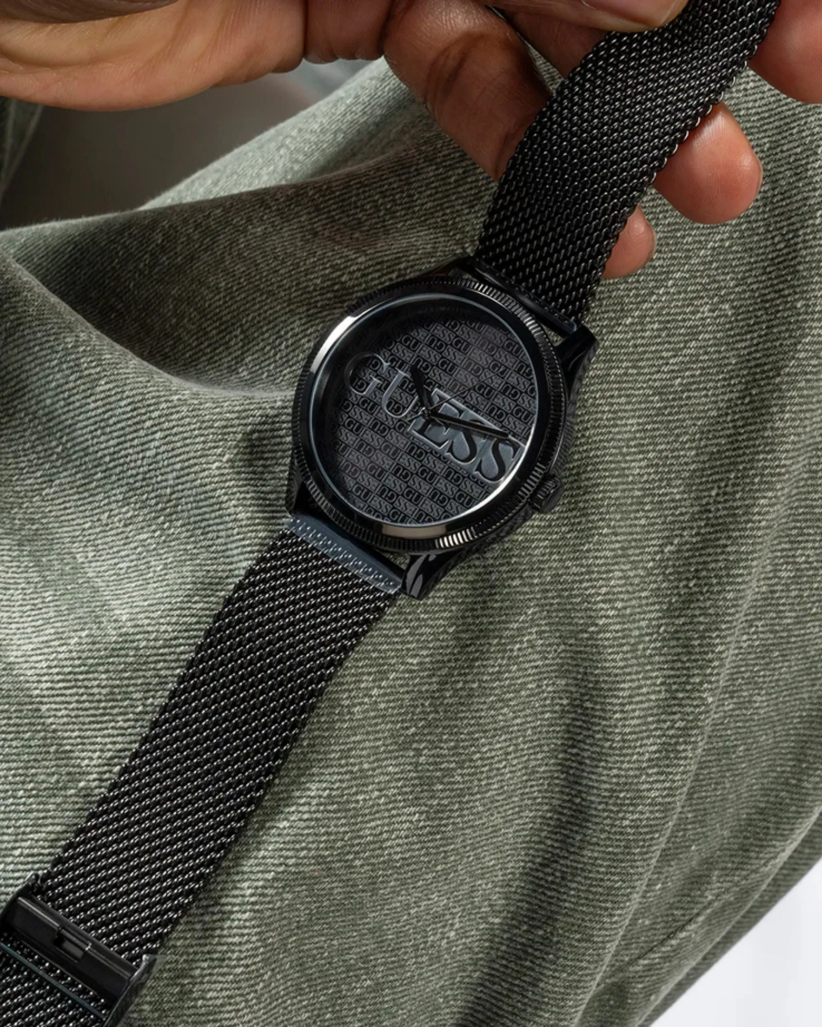 Black Reputation Logo Mesh Watch Guess