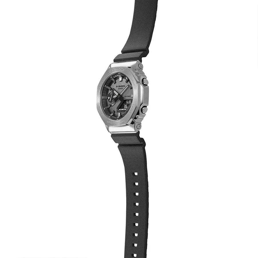 Casio G-Shock Steel Octagon Case Quartz Mens Watch GM-2100-1AER