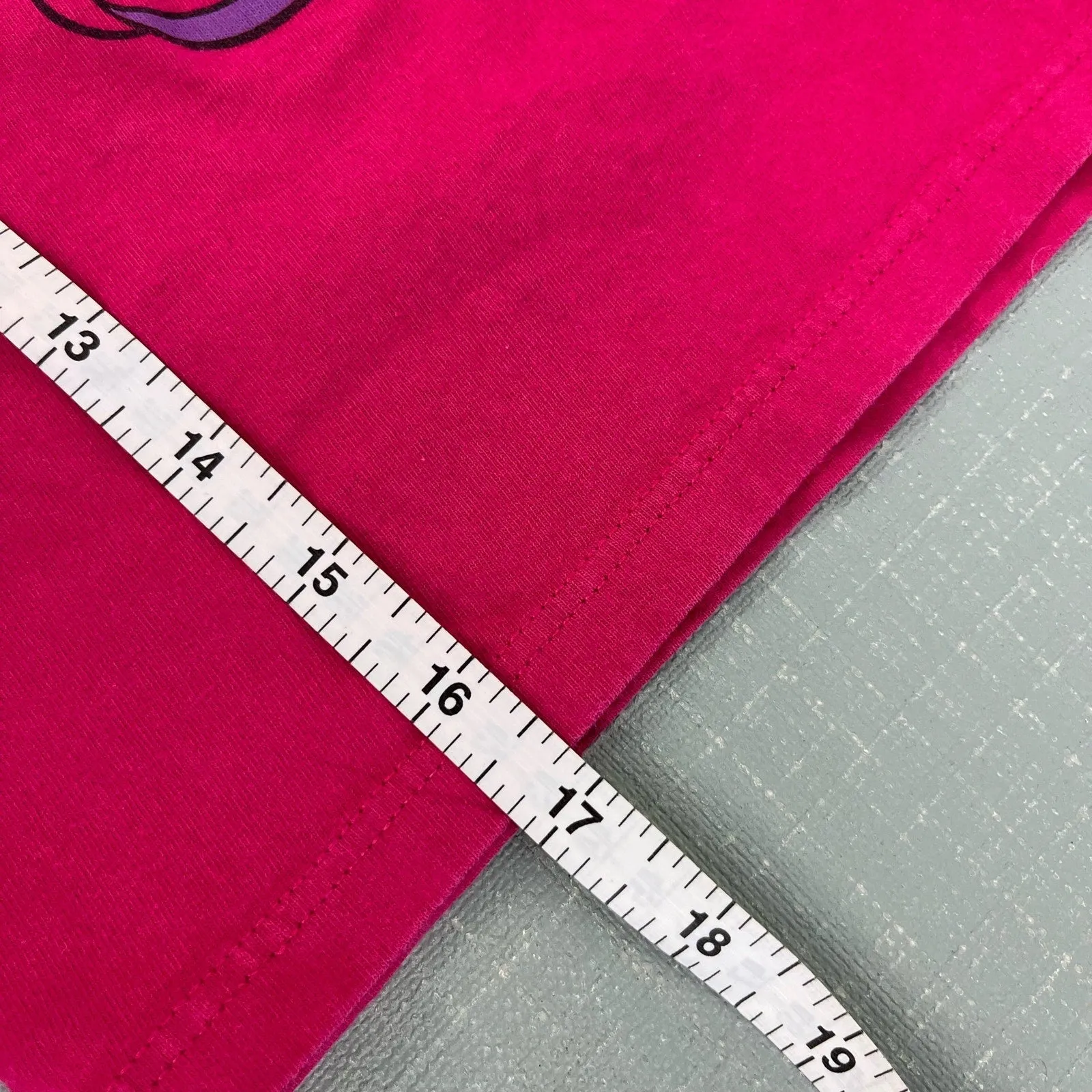 Exclusive Vintage Disney Designs Pink Minnie Mouse Tee Shirt Small 6-8 USA  Stylish & Comfortable