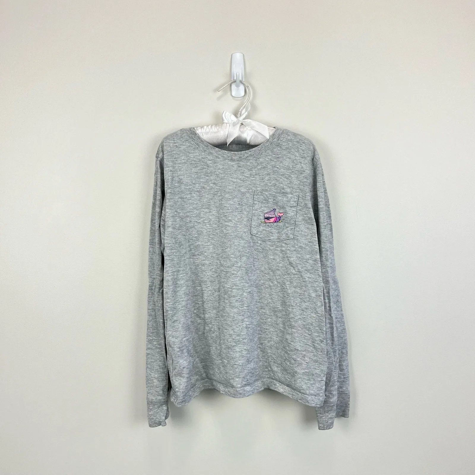 Final Few Vineyard Vines Girls Snowboard Whale Long Sleeve Pocket Tee Small 7-8  Going Fast!