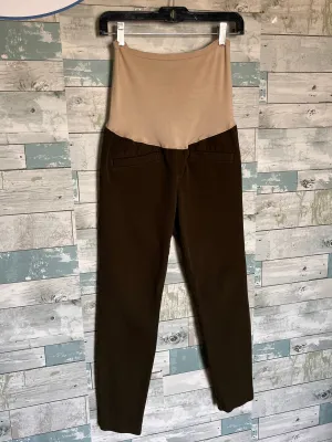 Hot Deal Gap Maternity Bottoms  Almost Sold Out!