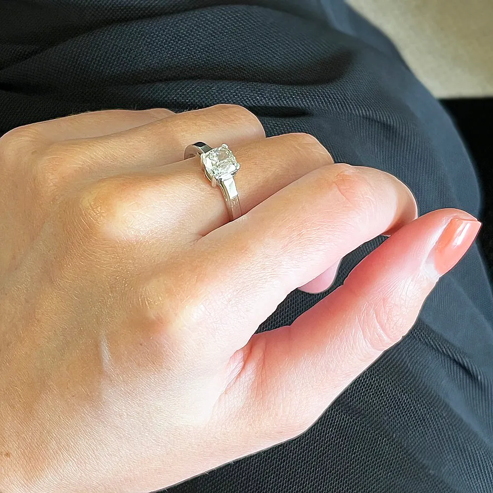 Ladies 9ct White Gold 1.29cts Diamond Solitaire Ring