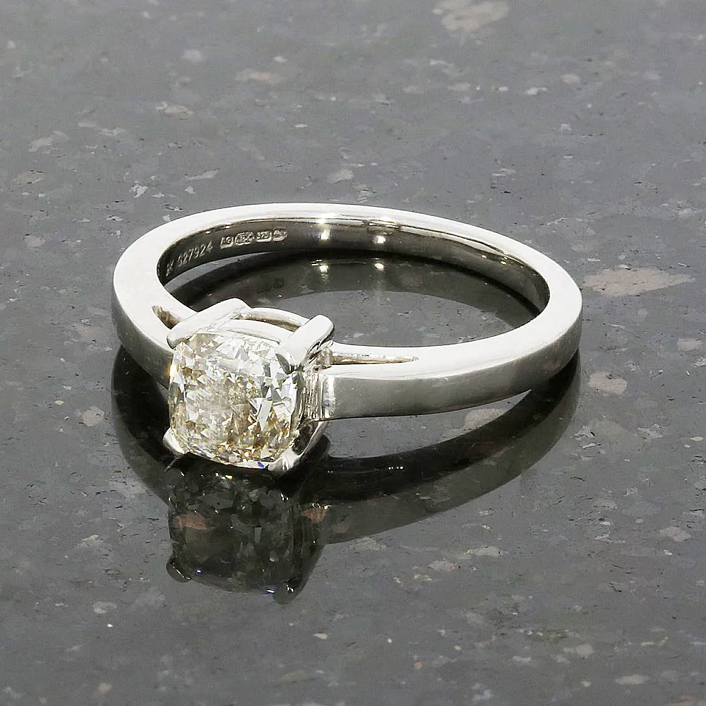 Ladies 9ct White Gold 1.29cts Diamond Solitaire Ring