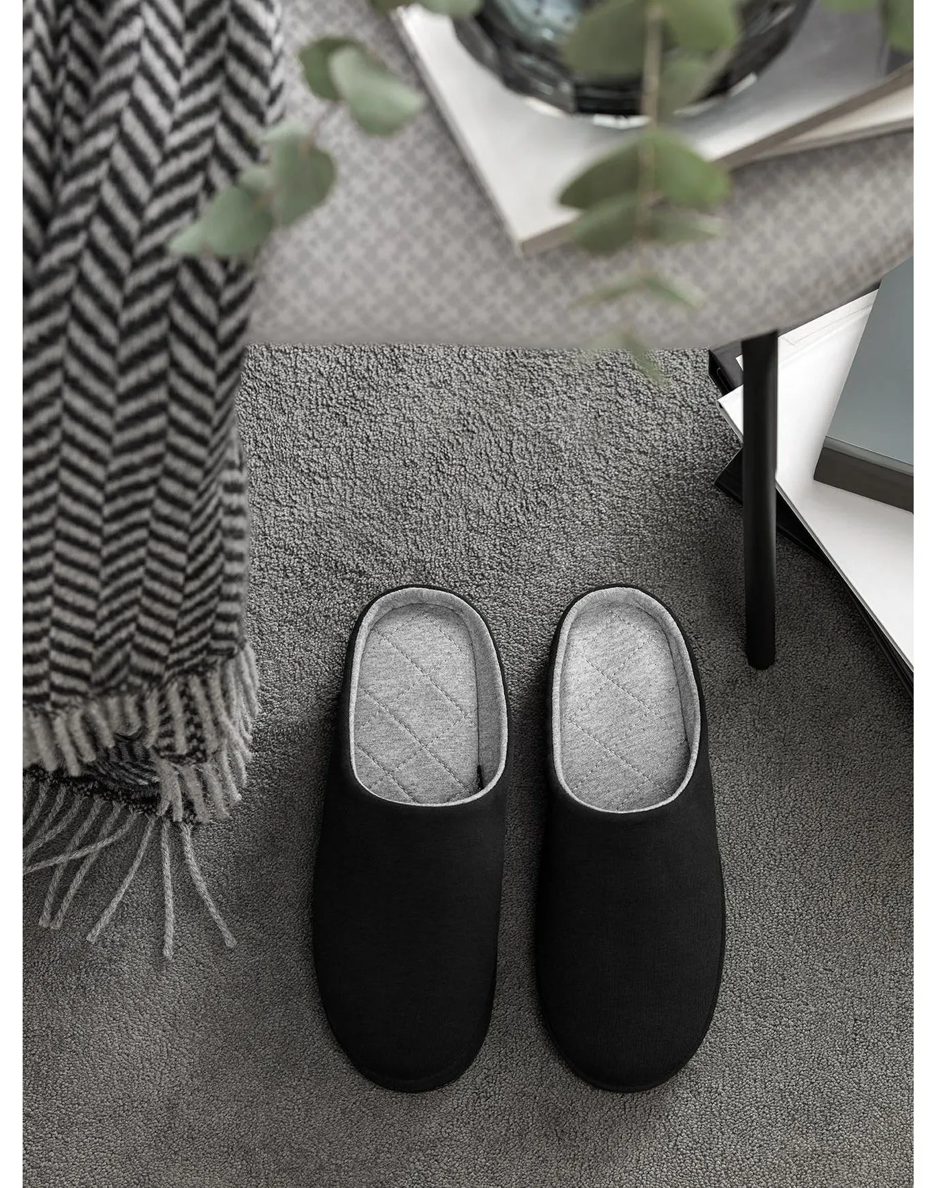 Men | Oliver Knit Slippers | Black TOGAS