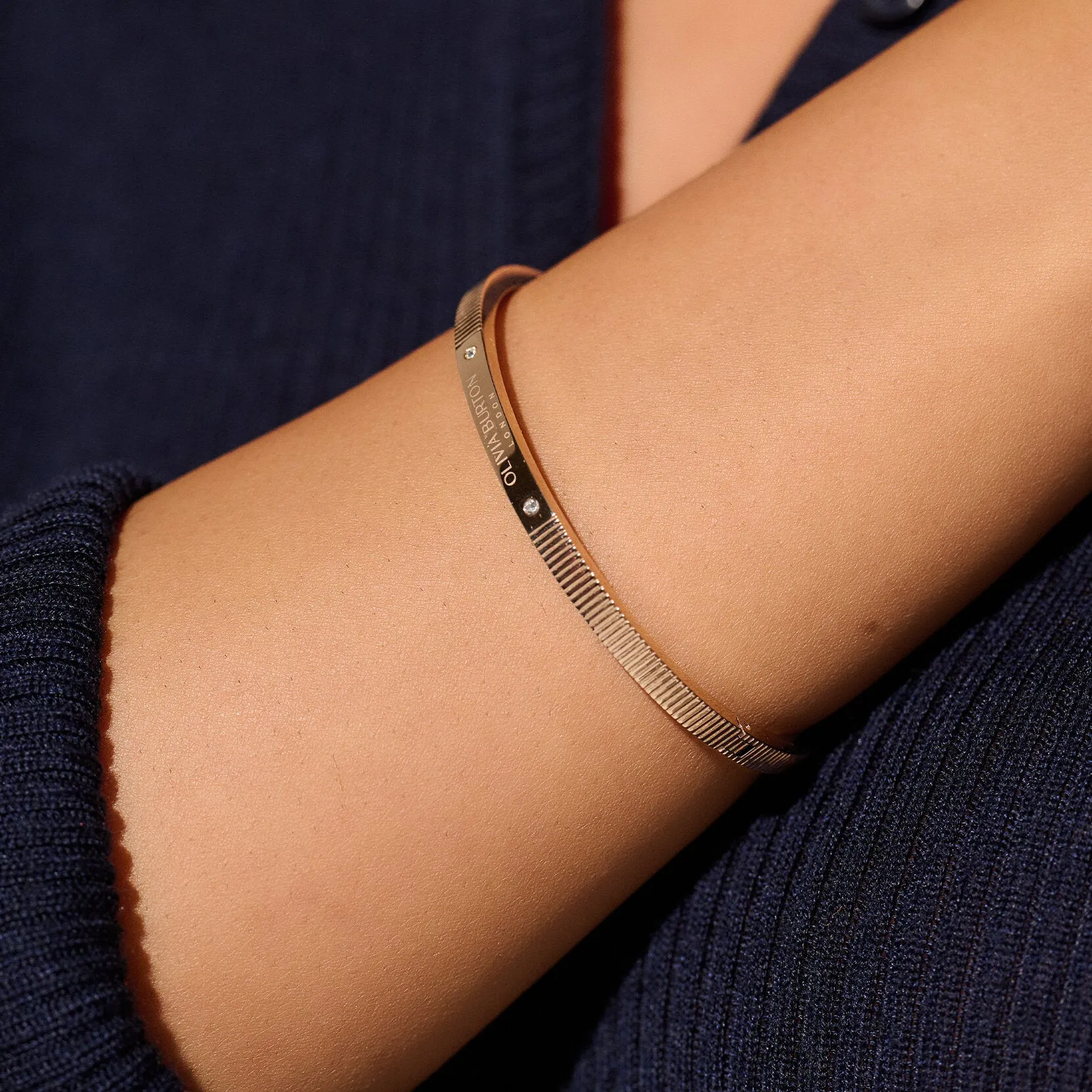 Olivia Burton Classic Linear Carnation Gold Bangle 24100015