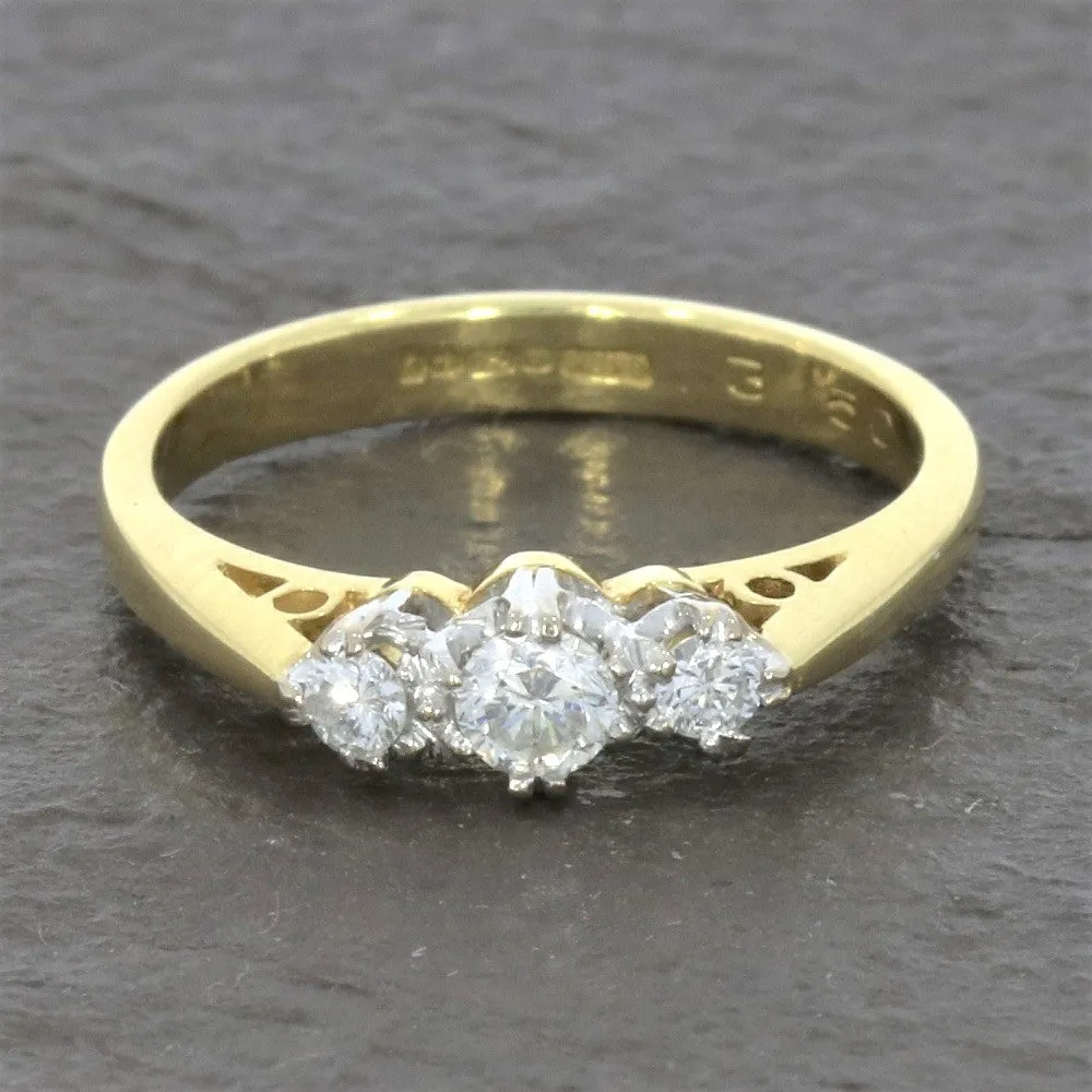 Pre Owned 18ct Yellow Gold 3 Stone Trilogy 0.25cts Diamond Ring