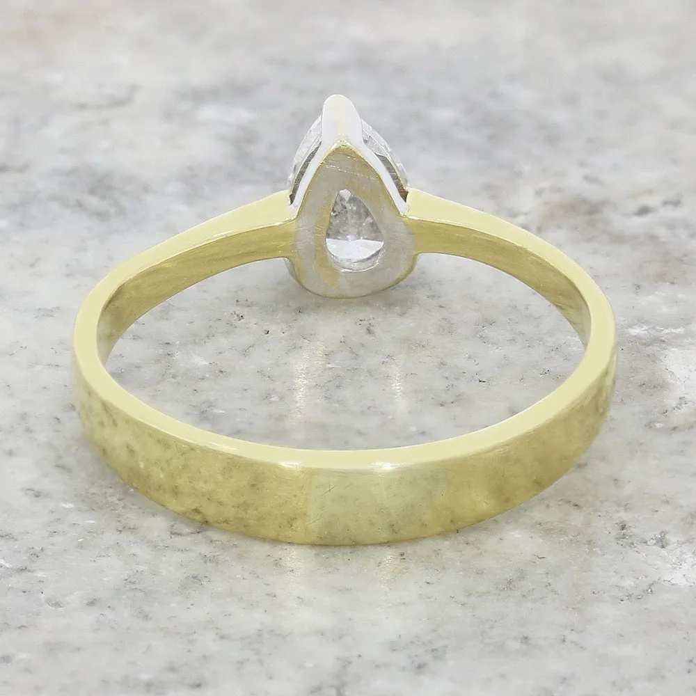 Pre Owned 18ct Yellow Gold Pear Cut Diamond Solitaire Ring