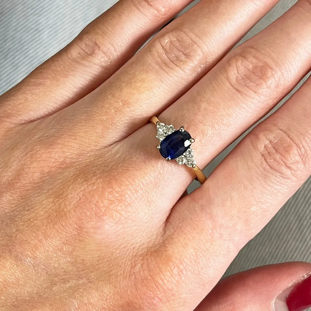 Pre Owned 18ct Yellow Gold Sapphire and Diamond Ring