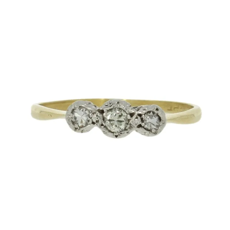 Pre Owned 18ct Yellow Gold Three Stone 0.12cts Diamond Ring