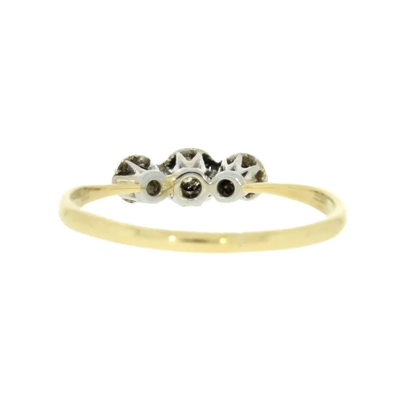 Pre Owned 18ct Yellow Gold Three Stone 0.12cts Diamond Ring