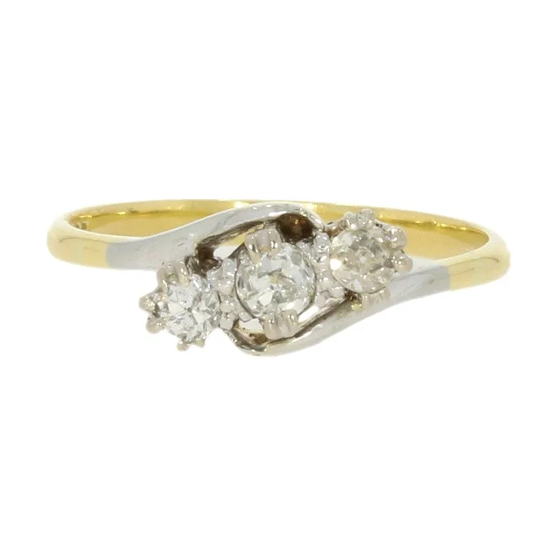 Pre Owned 18ct Yellow Gold Three Stone 0.23cts Diamond Ring