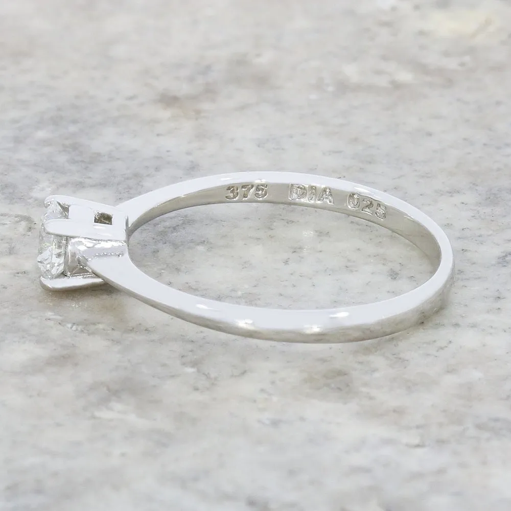 Pre Owned 9ct White Gold 0.25cts Diamond Solitaire Ring