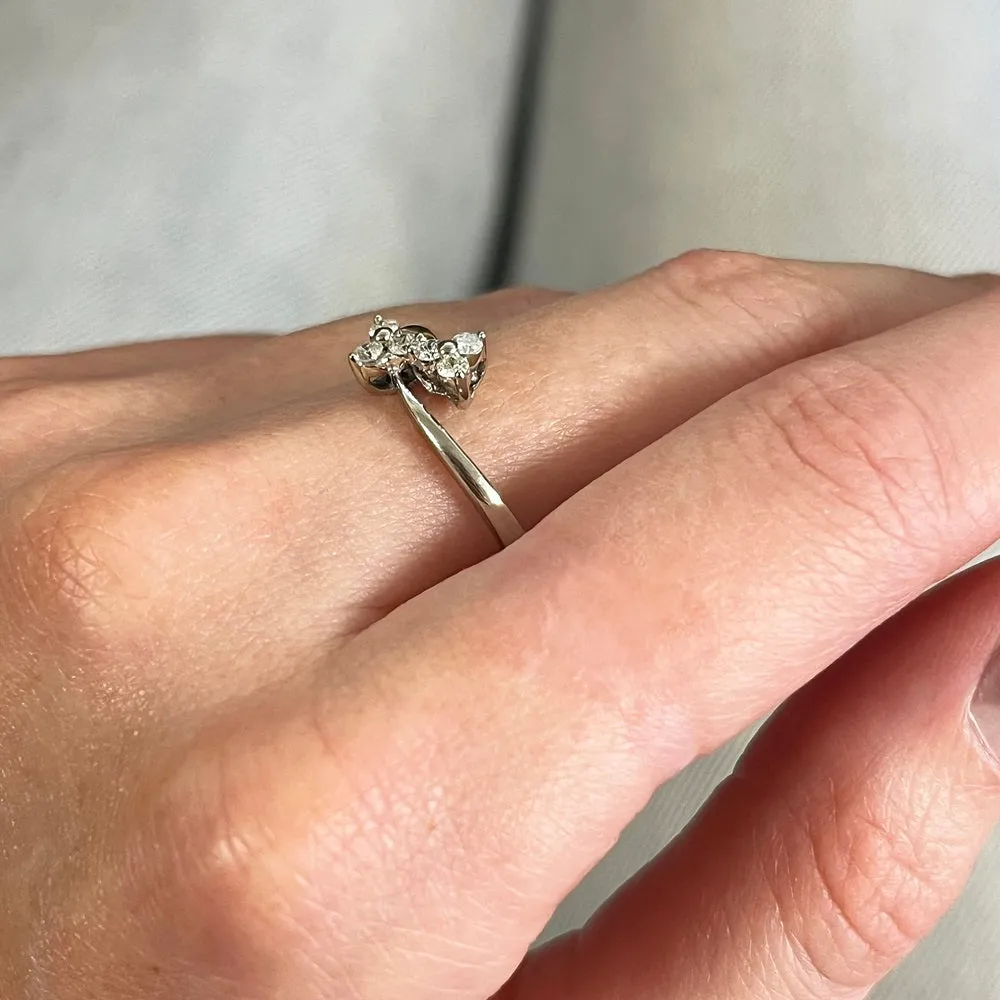 Pre Owned 9ct Yellow and White Gold 0.25cts Brilliant Cut Diamond Cluster Ring