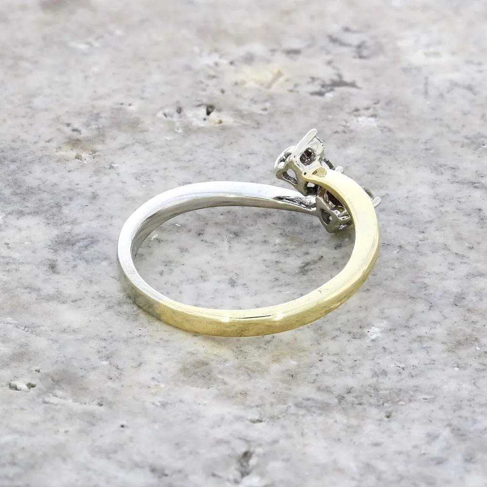 Pre Owned 9ct Yellow and White Gold 0.25cts Brilliant Cut Diamond Cluster Ring
