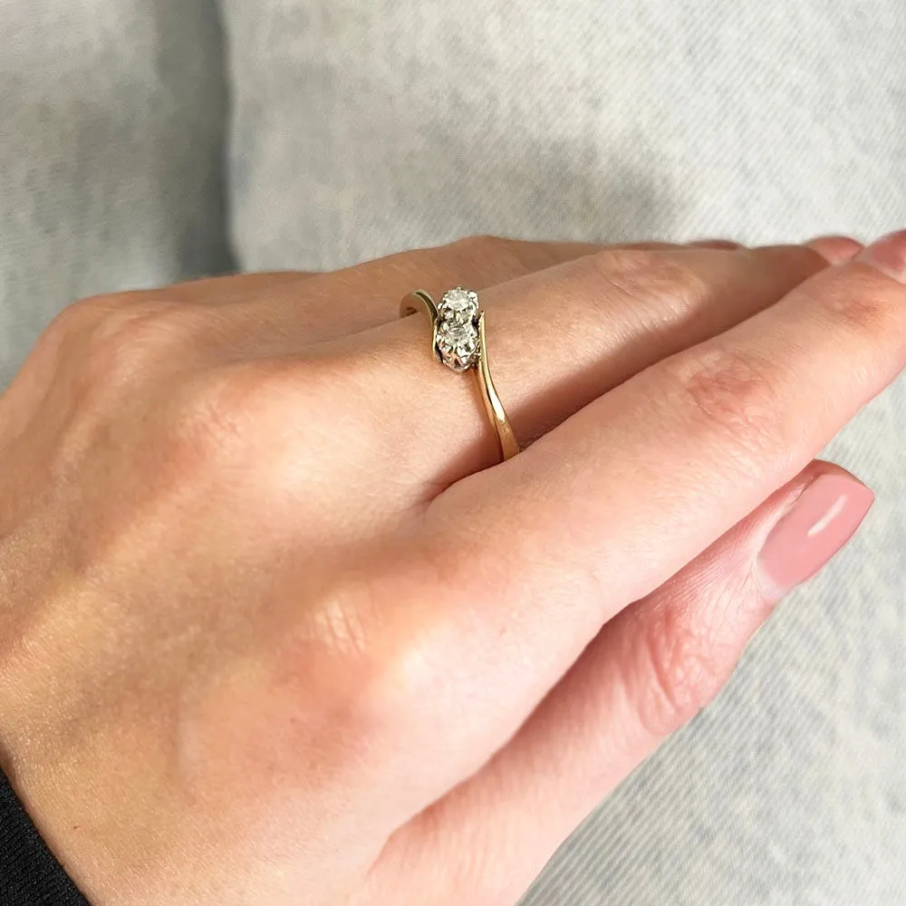 Pre Owned 9ct Yellow Gold 0.10cts Diamond Dress Ring
