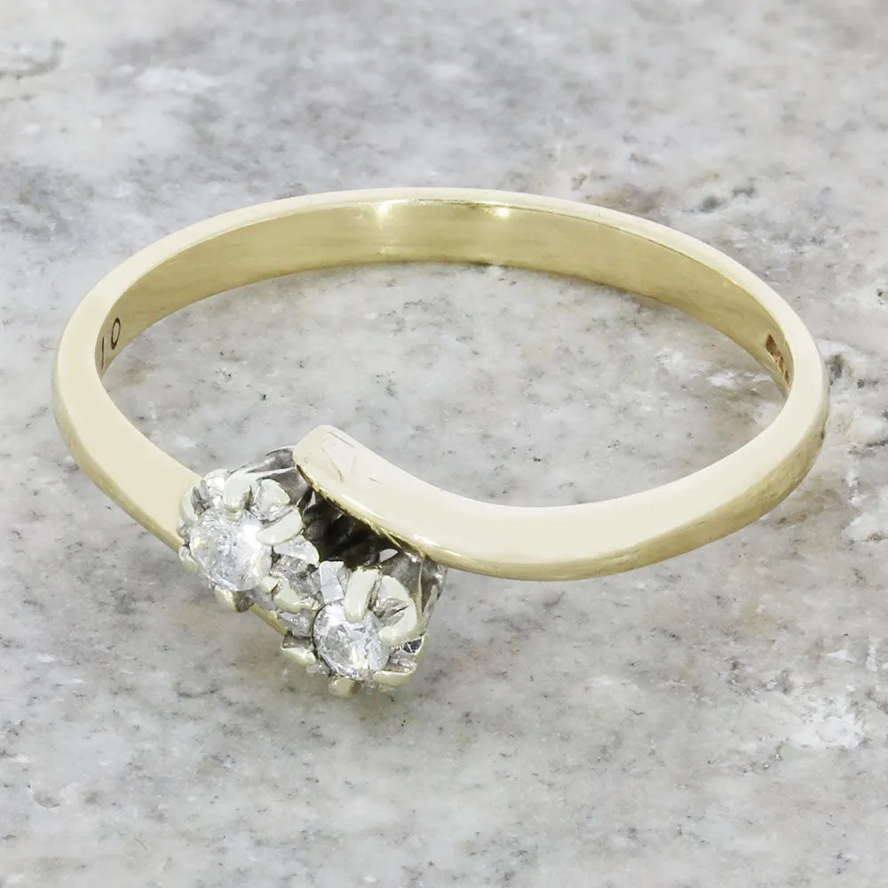 Pre Owned 9ct Yellow Gold 0.10cts Diamond Dress Ring