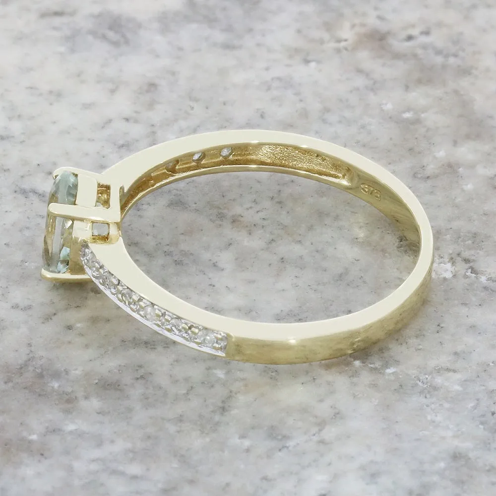 Pre Owned 9ct Yellow Gold Aquamarine and Diamond Solitaire Ring