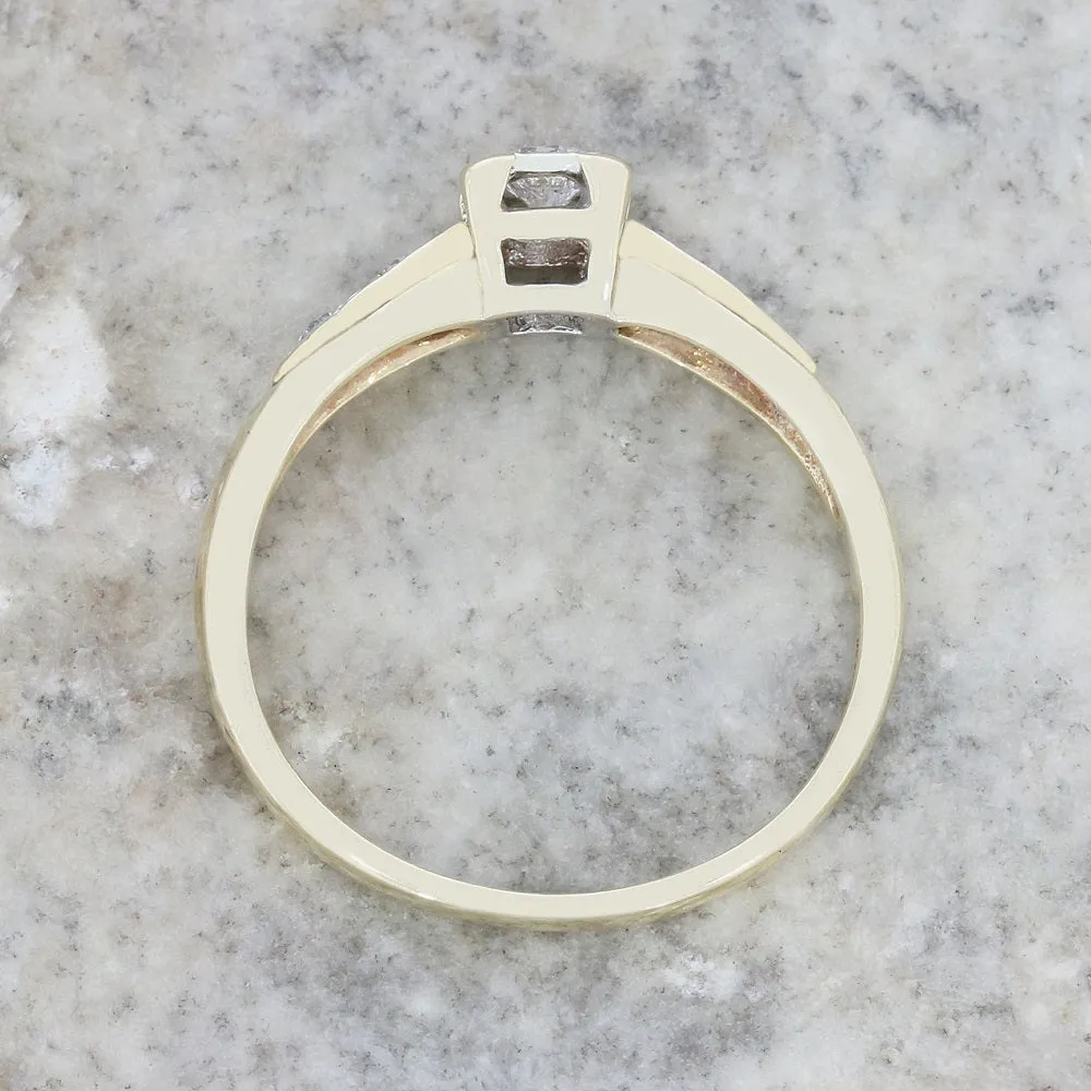 Pre Owned 9ct Yellow Gold Diamond Solitaire Ring