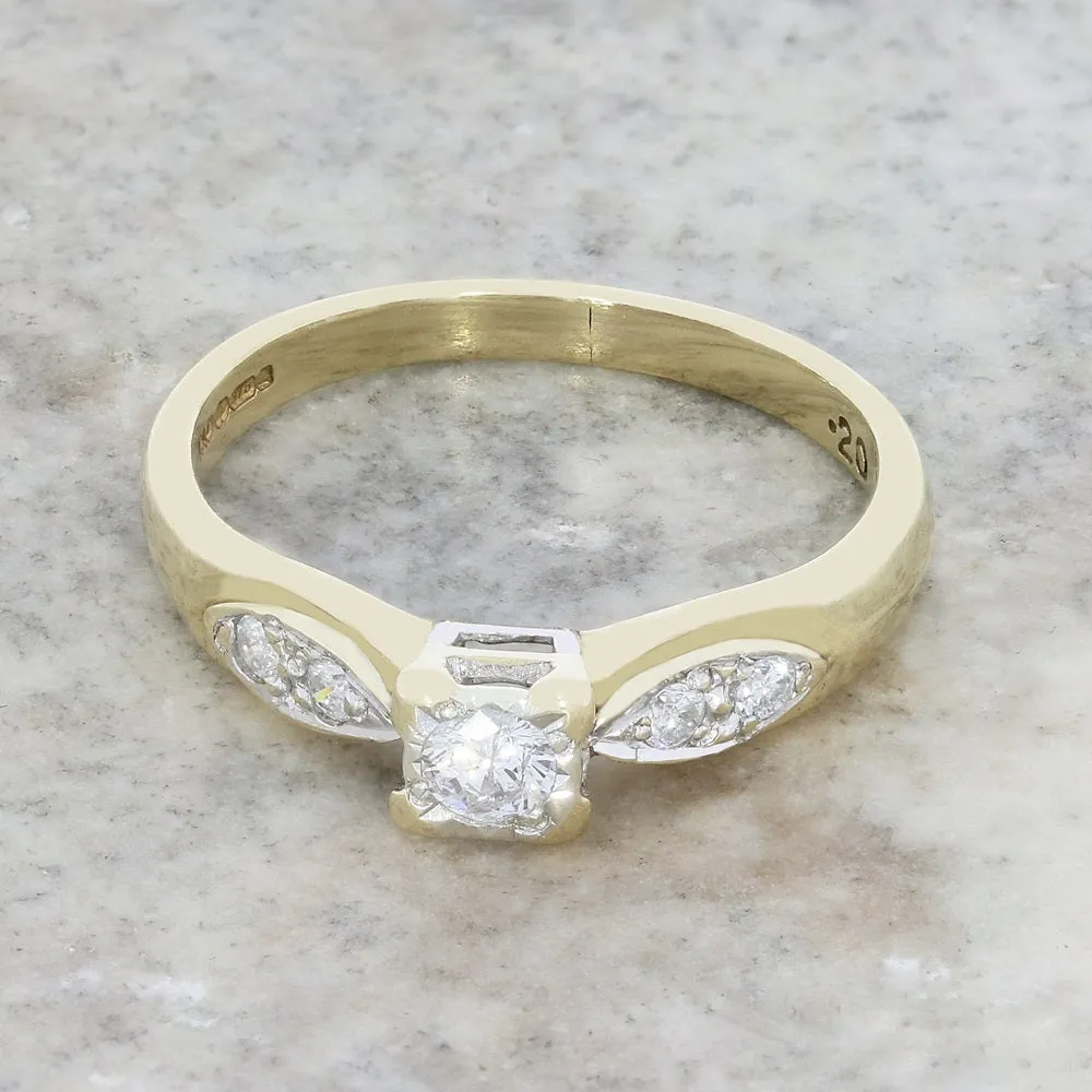 Pre Owned 9ct Yellow Gold Diamond Solitaire Ring