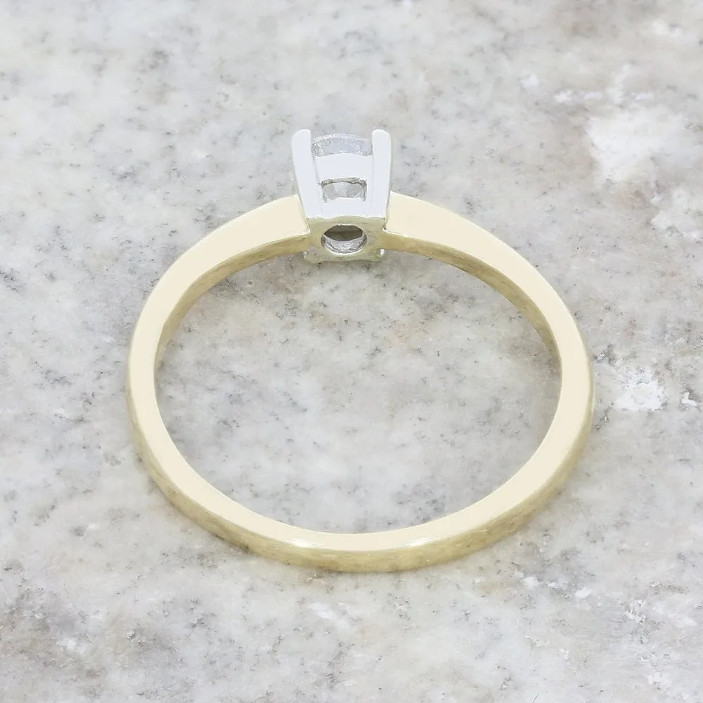 Pre Owned 9ct Yellow Gold Diamond Solitaire Ring