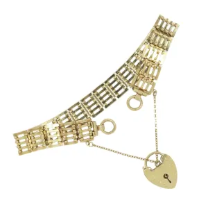 Pre Owned 9ct Yellow Gold Gate Bracelet With Padlock Fasten
