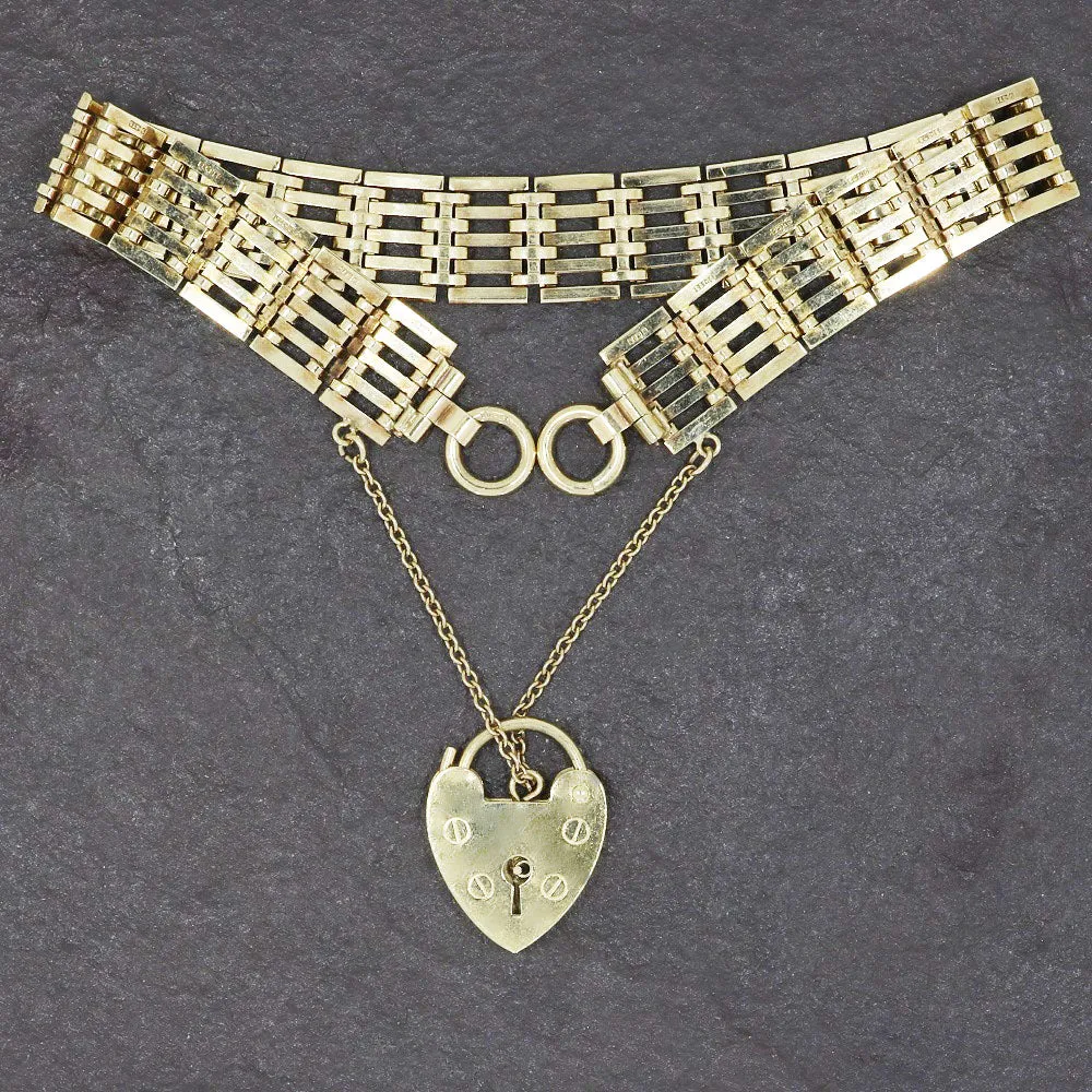 Pre Owned 9ct Yellow Gold Gate Bracelet With Padlock Fasten