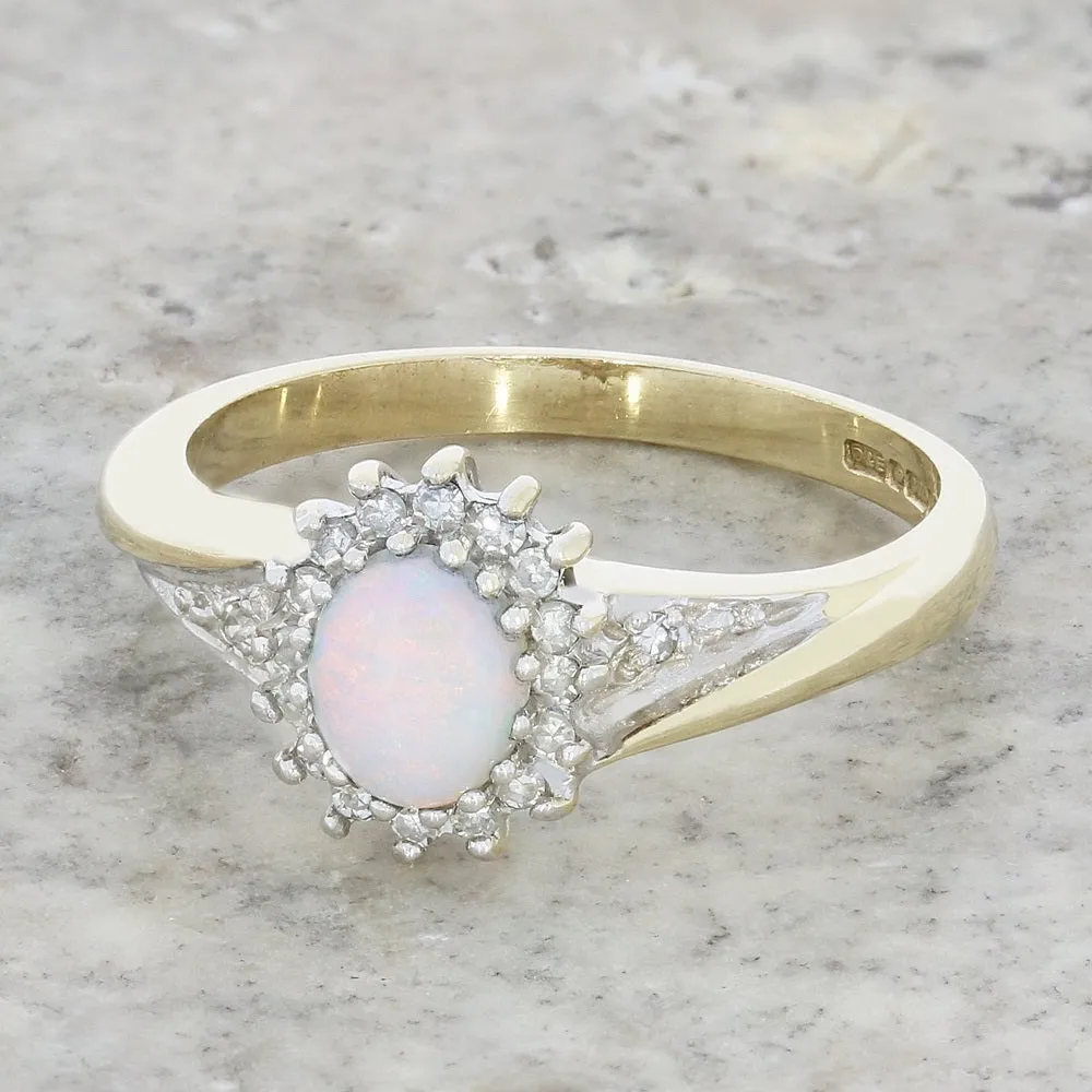 Pre Owned 9ct Yellow Gold Opal and Diamond Cluster Ring
