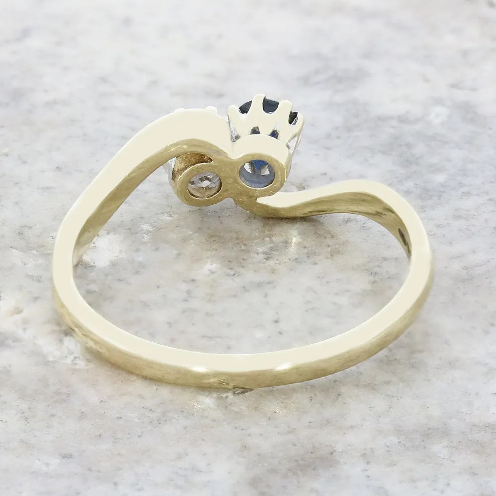 Pre Owned 9ct Yellow Gold Sapphire and Diamond Ladies Ring