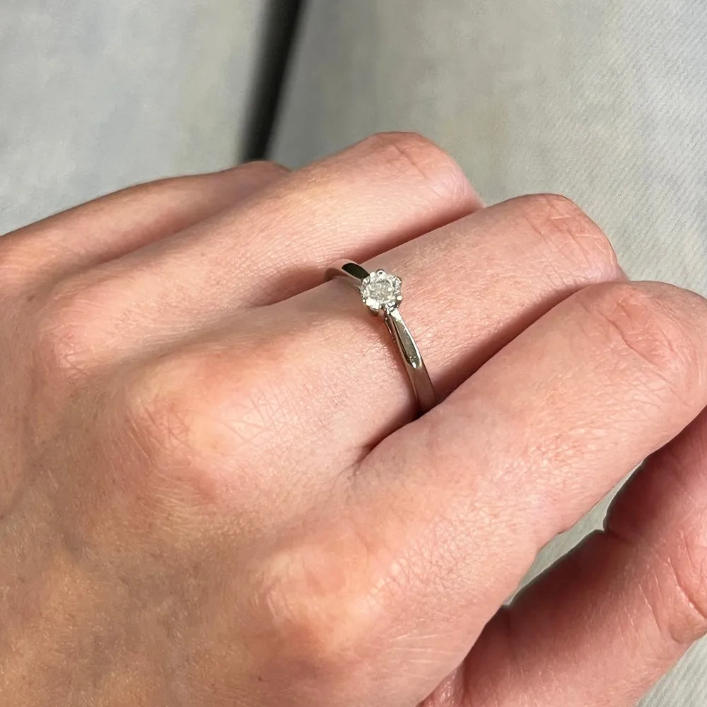 Pre Owned Ladies 18ct White Gold 0.25cts Diamond Solitaire Ring