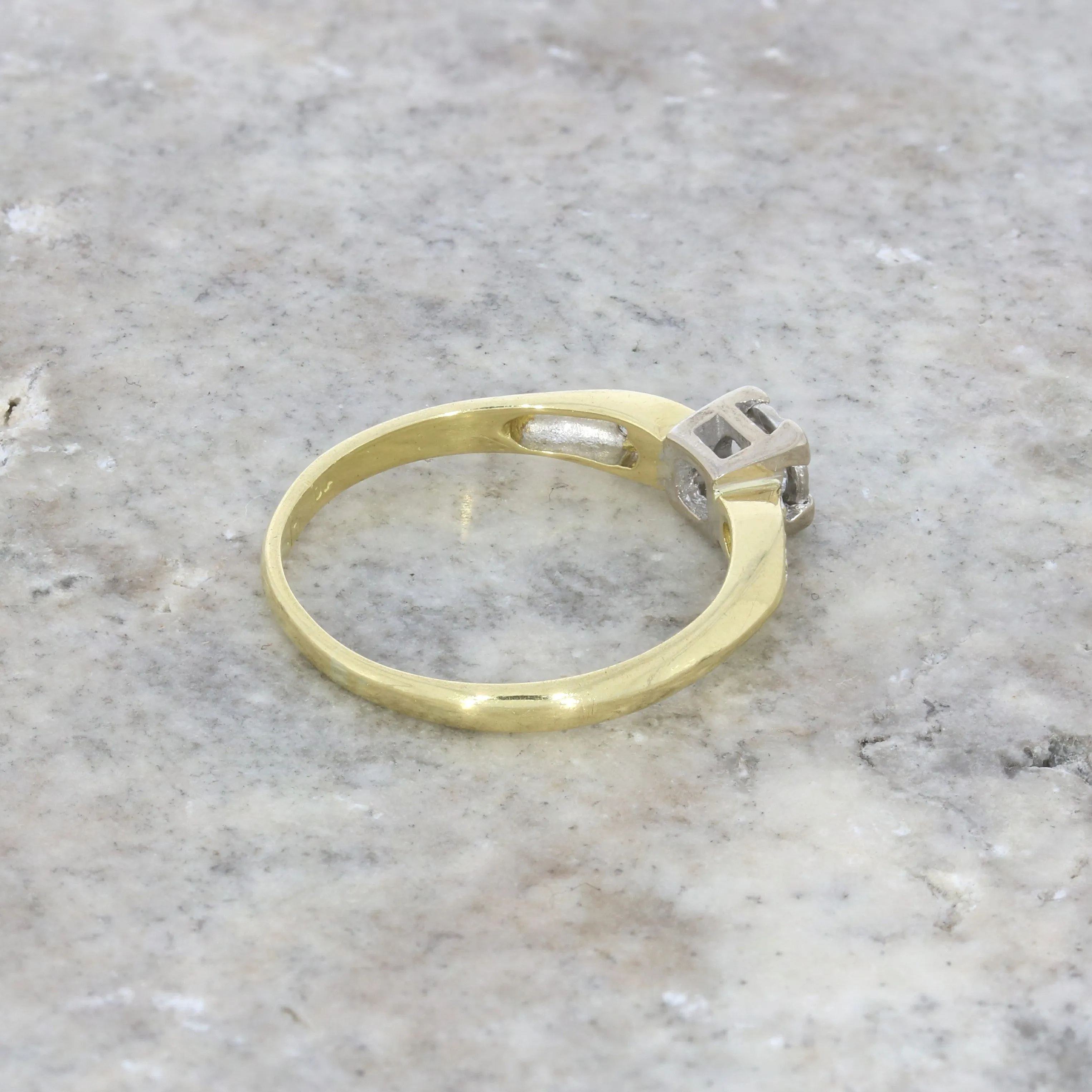 Pre Owned Ladies 18ct Yellow Gold 0.15cts Diamond Solitaire Ring