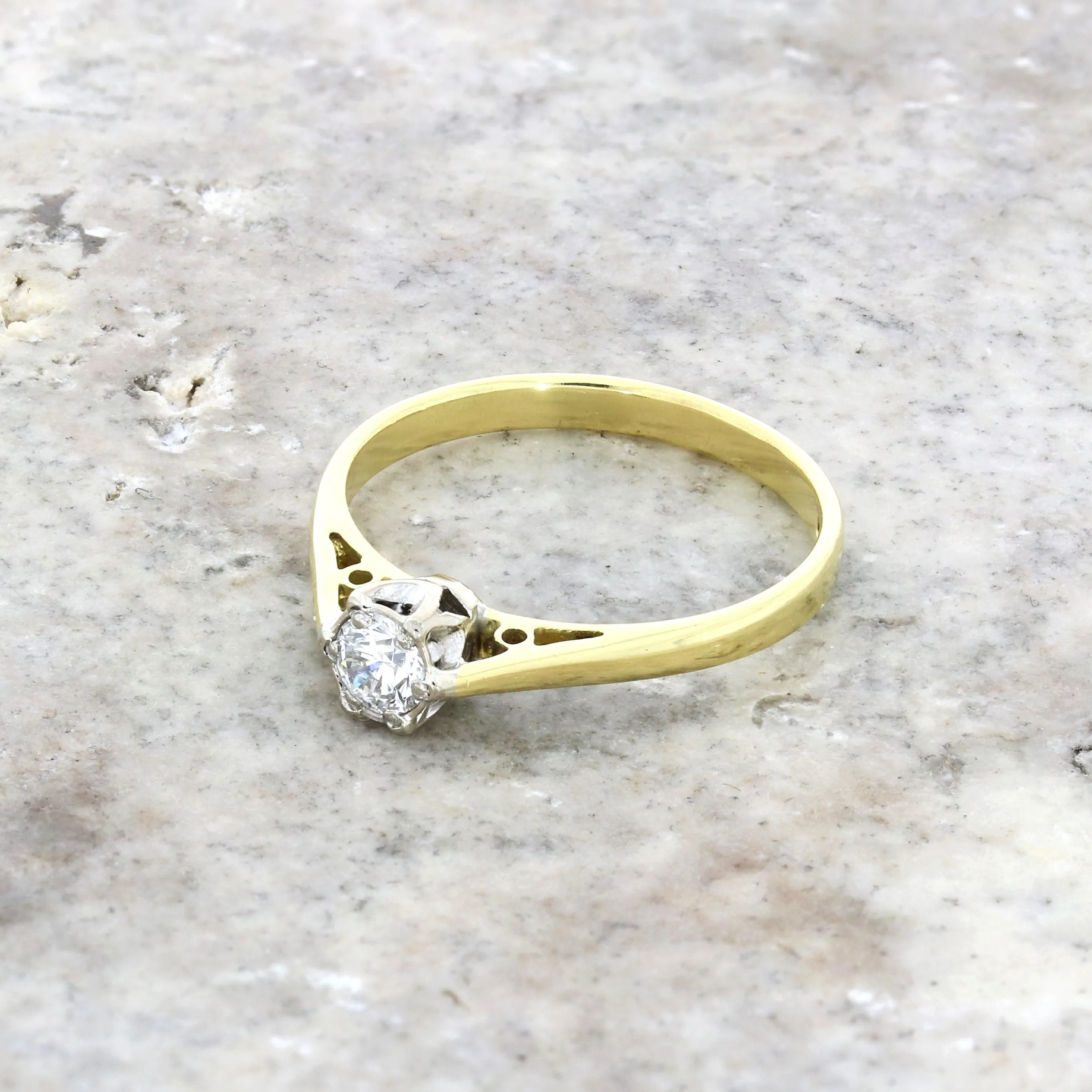 Pre Owned Ladies 18ct Yellow Gold 0.20cts Diamond Solitaire Ring