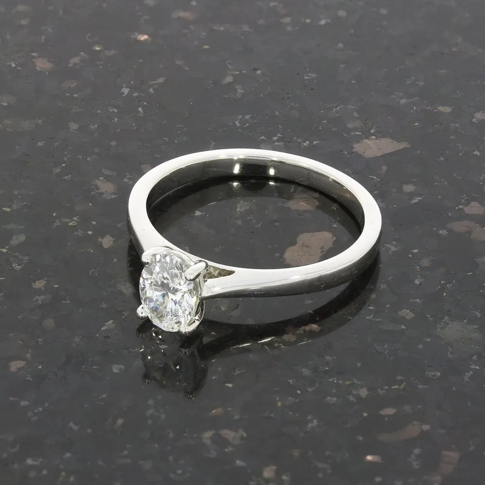 Pre Owned Platinum 0.75cts Lab Grown Oval Diamond Solitaire Ring