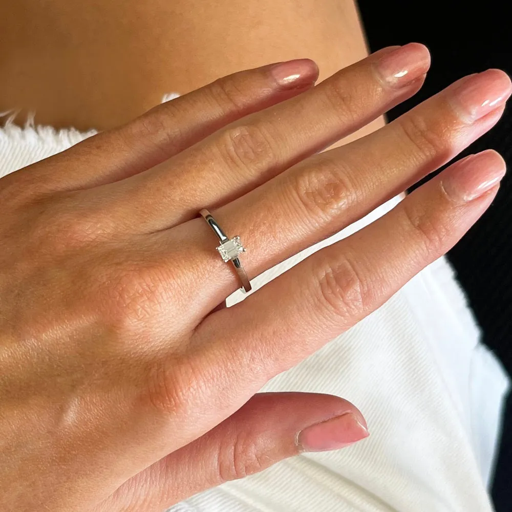 Pre Owned Platinum Emerald Cut Diamond Solitaire Ring