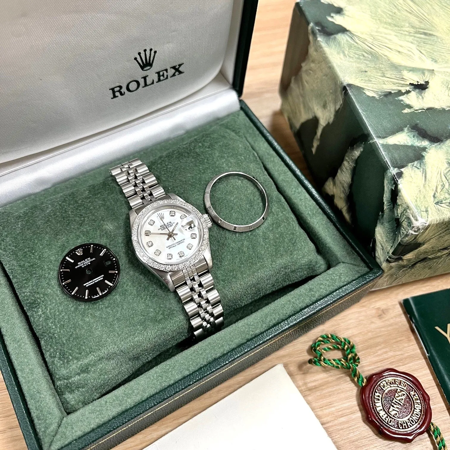 Pre Owned Rolex Lady Datejust Diamond Set Watch 69190 RW0619 Papers (1997)