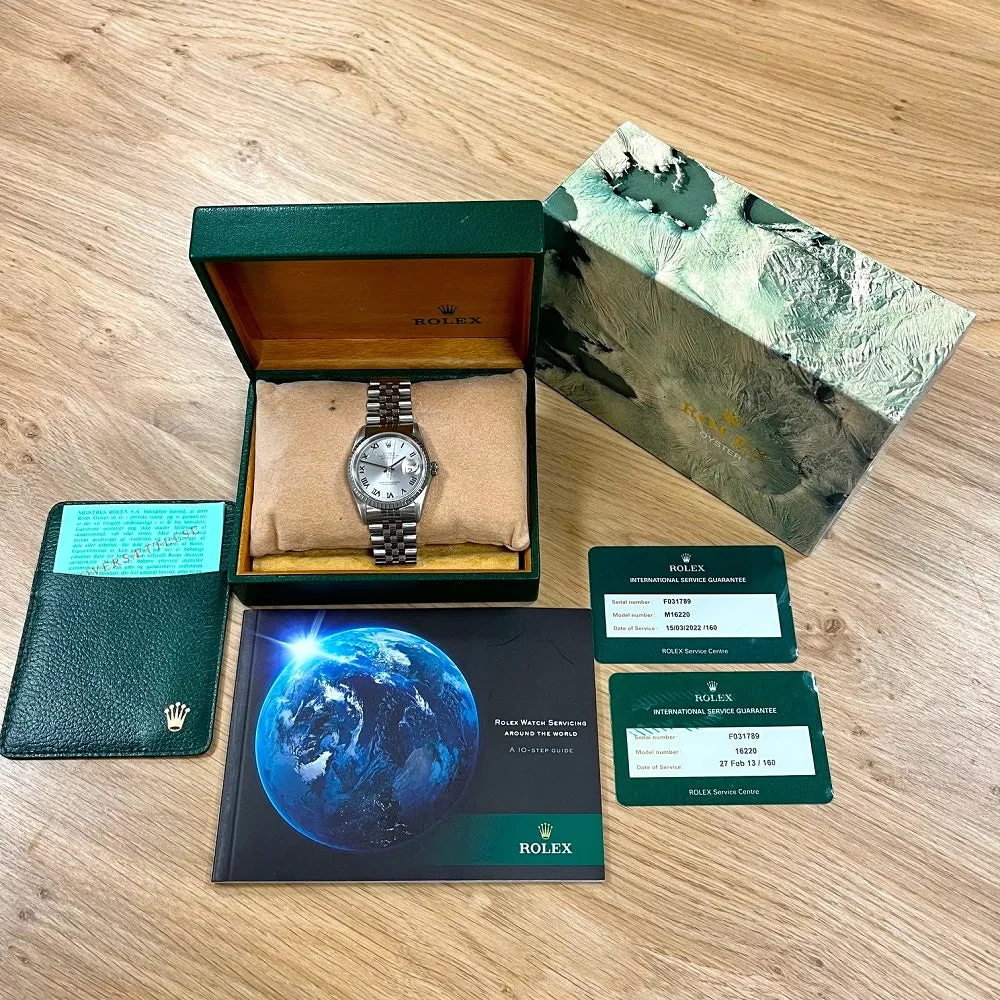 Pre Owned Rolex Oyster Perpetual Datejust 36 Mens Watch 16220 RW0617 (2004)