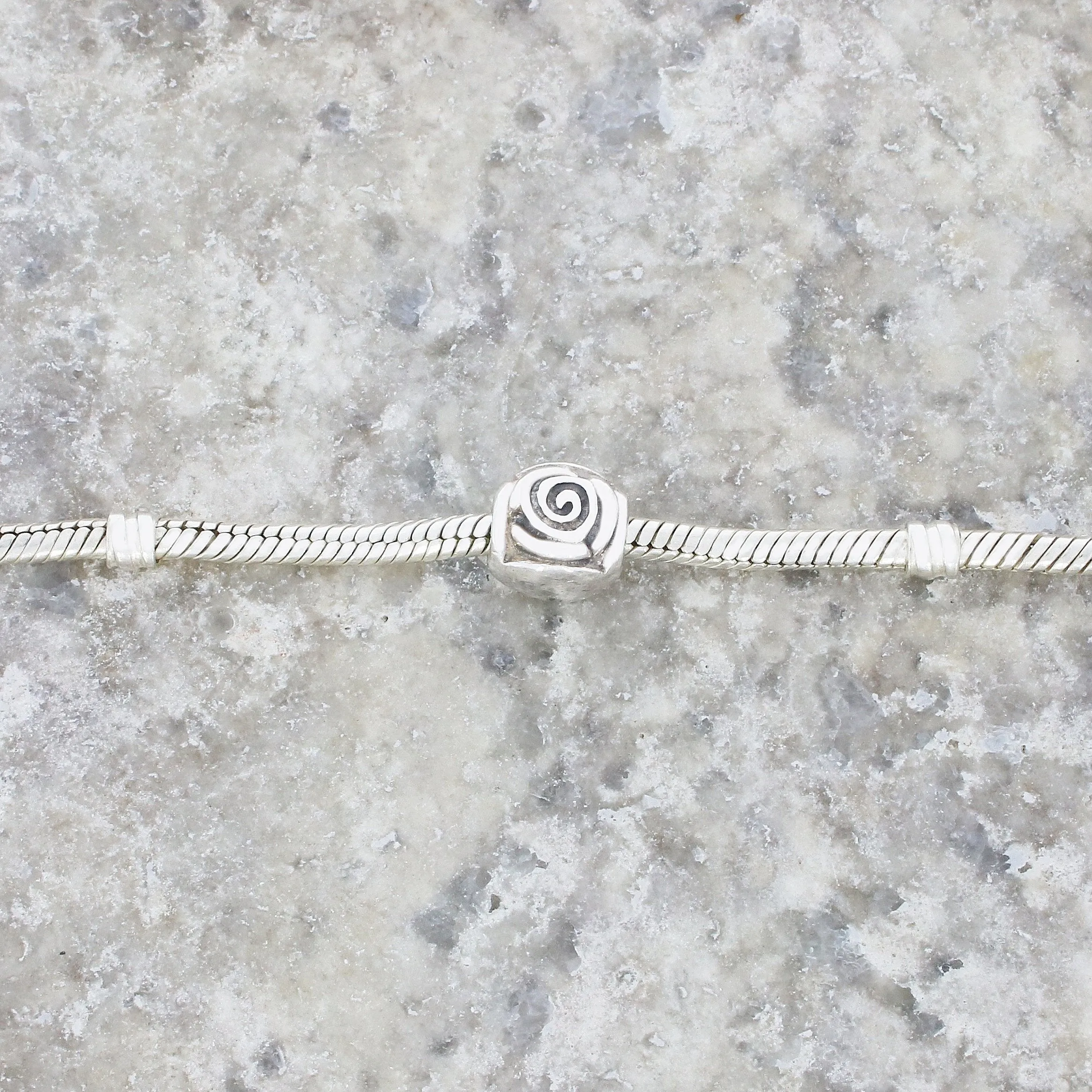 Pre Owned Sterling Silver Pandora Charm Bracelet with Charm