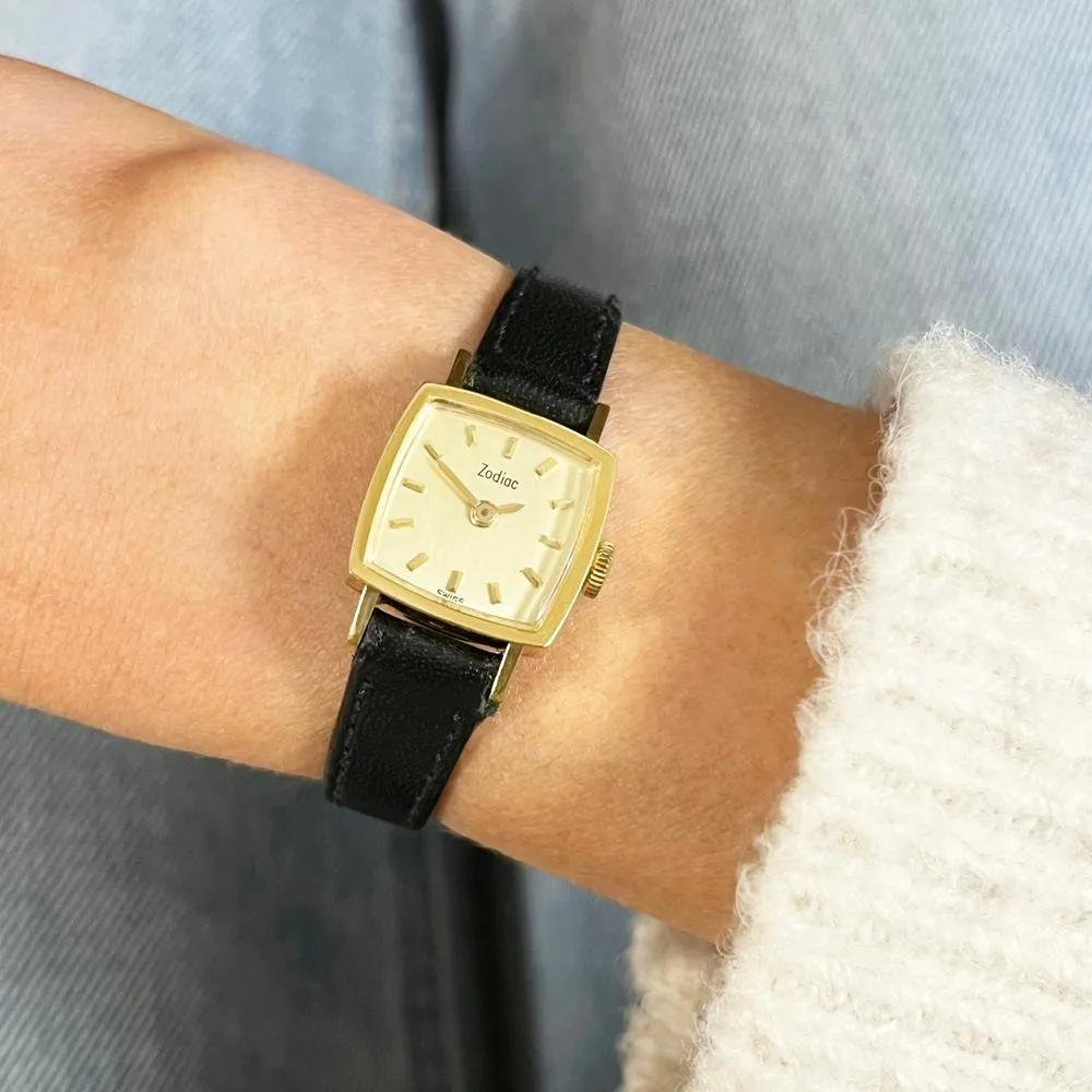 Pre Owned Vintage Zodiac 18ct Gold Leather Strap Mechanical Ladies Swiss Watch RW0614