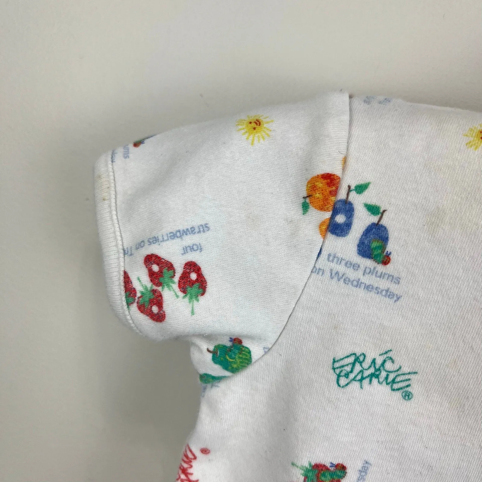 Premium Quality Vintage Y2K Carter's Eric Carle The Very Hungry Caterpillar T-Shirt 6-9 Months  Limited Availability!